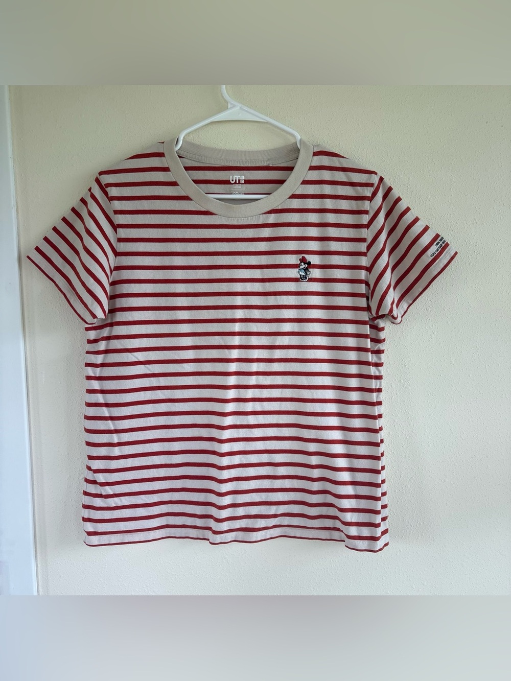 Uniqlo UT Disney Minnie Mouse Red/White Striped Short Sleeve T-Shirt L
